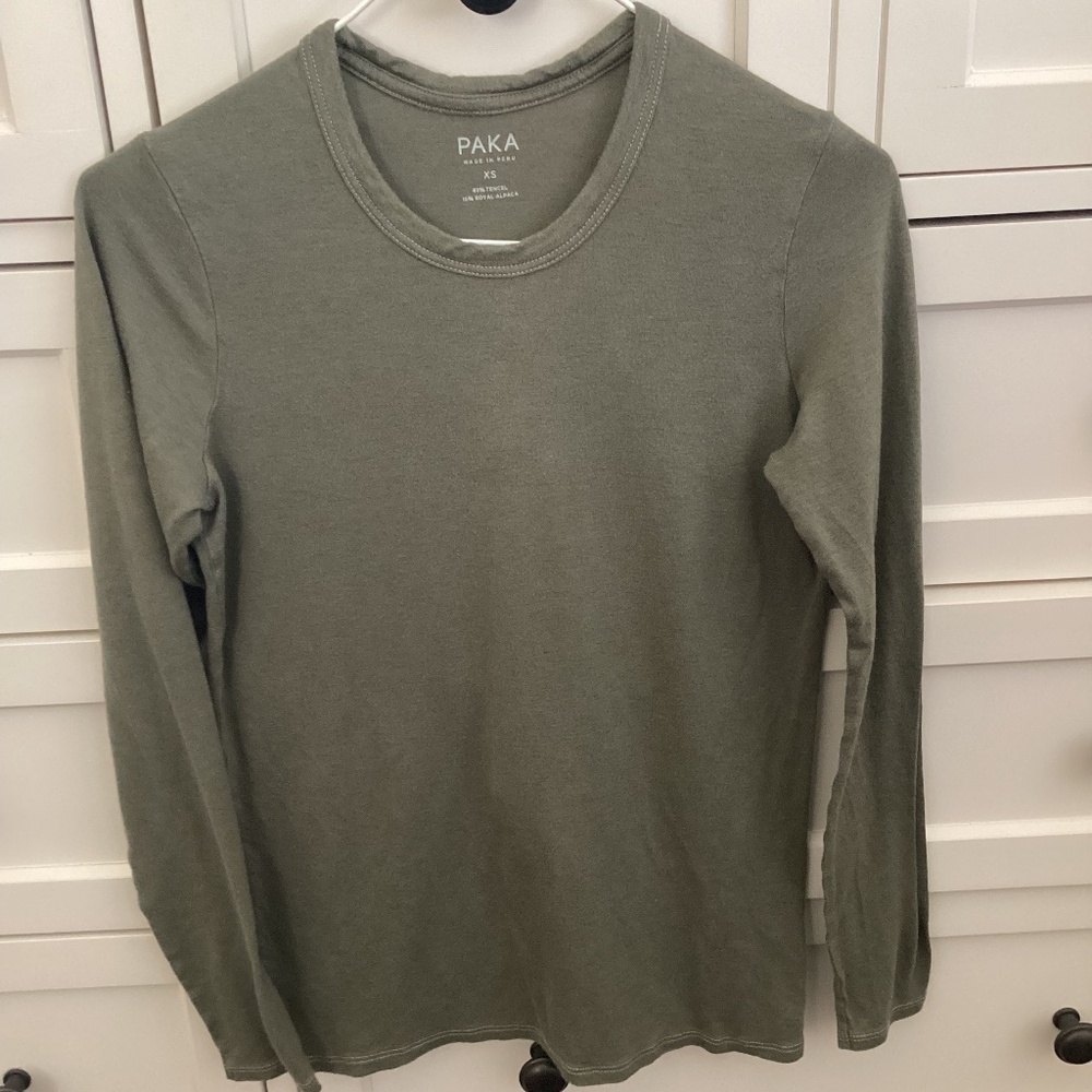 Paka Long sleeve base layer shirt